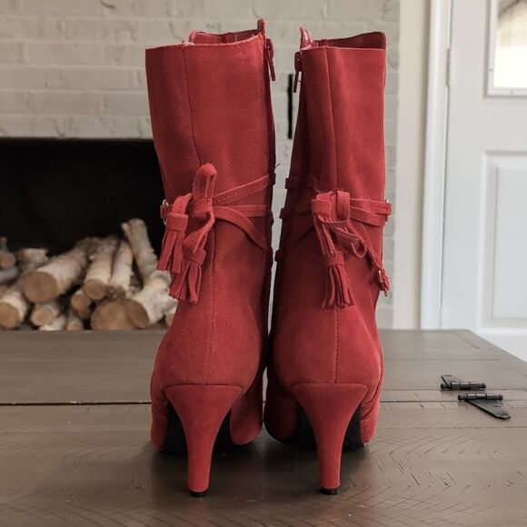 Hot In Hollywood Red Suede Heeled Boots Sz 11 - Picture 4 of 13